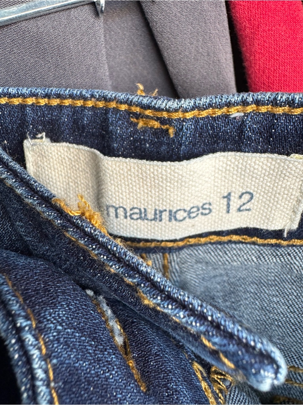 Maurices Distressed Jeans Womens Size 12 Dark Washed Ripped Denim Stretch - Picture 4 of 4